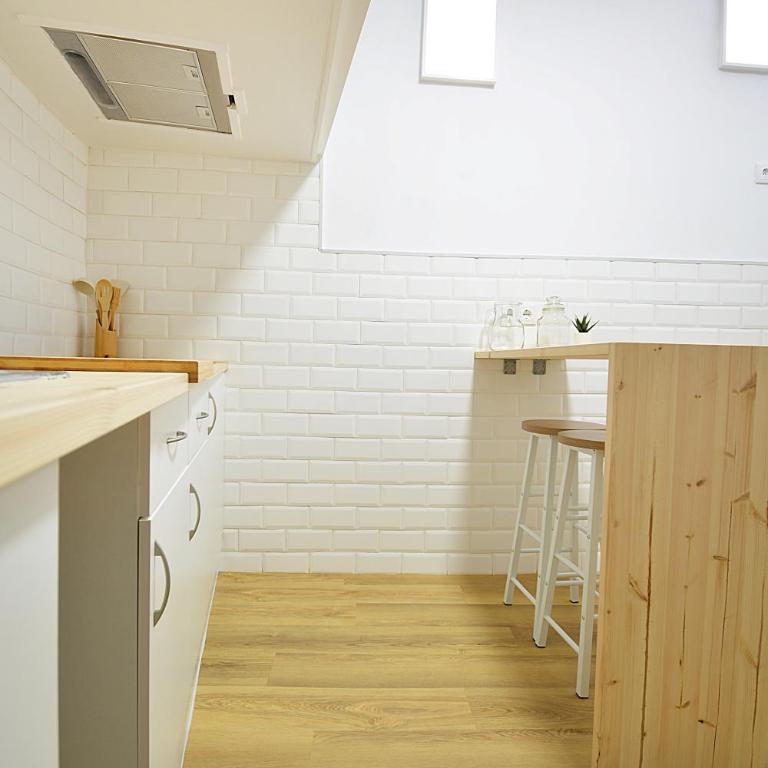 Apartamento Luz Divina - Three-Bedroom Apartment - 9