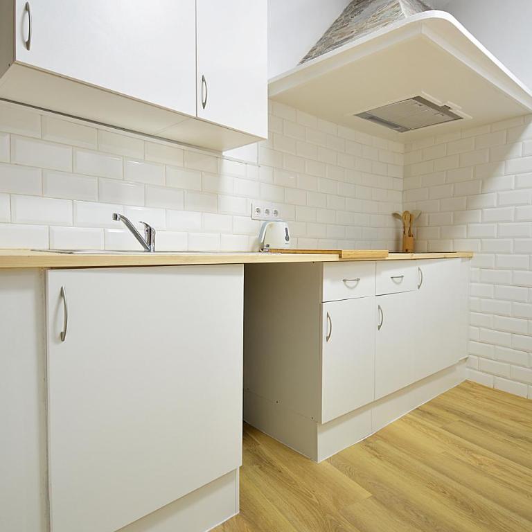 Apartamento Luz Divina - Three-Bedroom Apartment - 11