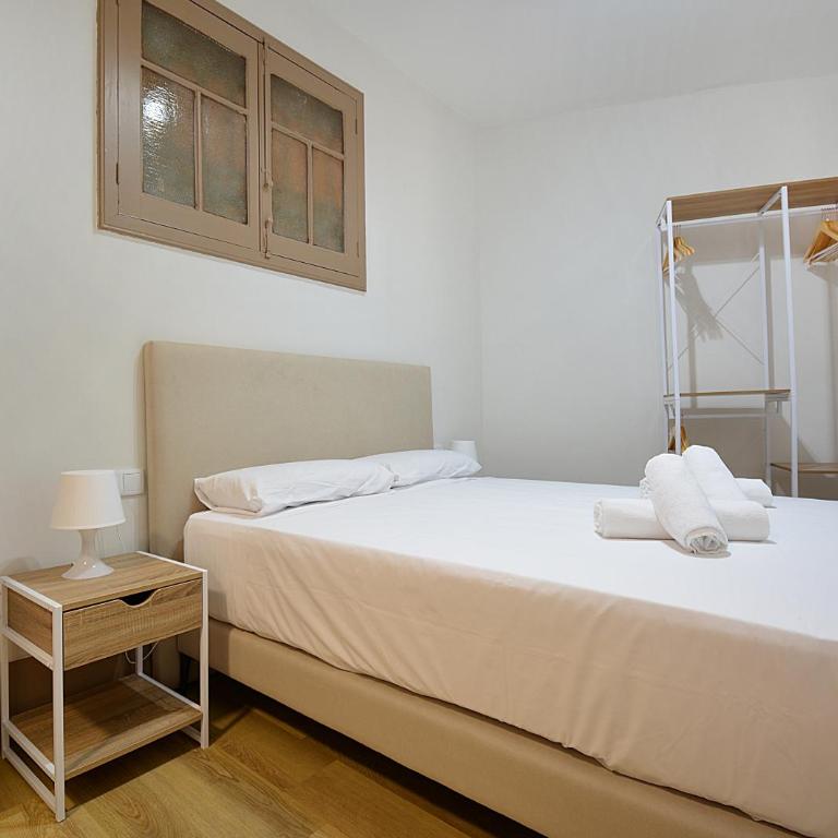 Apartamento Luz Divina - Three-Bedroom Apartment - 16