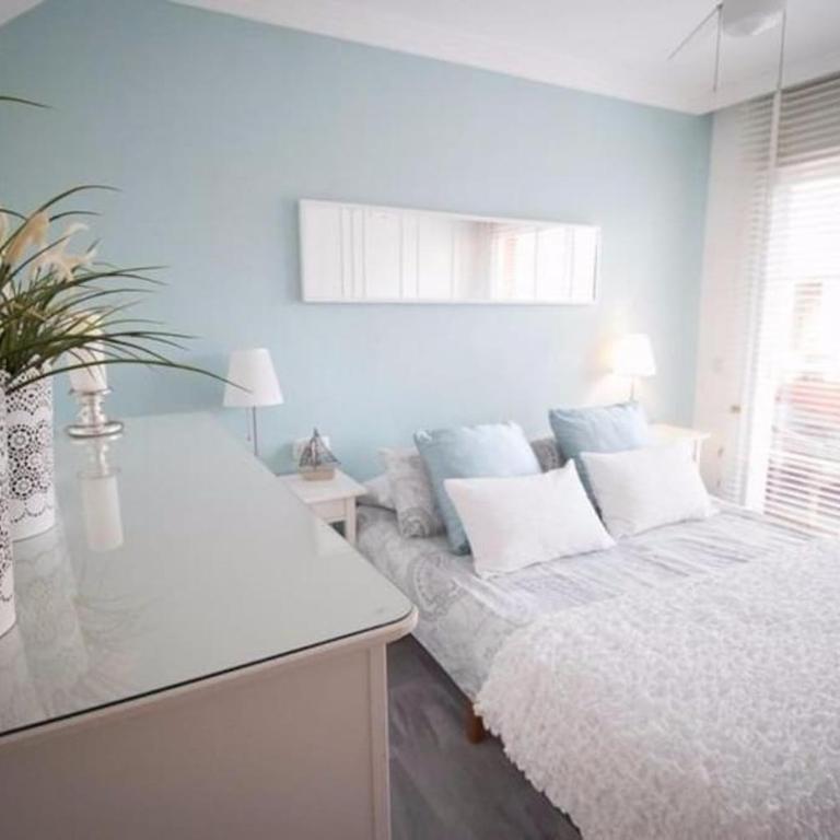 023 Enchanting 4 Bed Traditional Townhouse in Benalmadena Costa - Casa de 4 dormitorios - 7