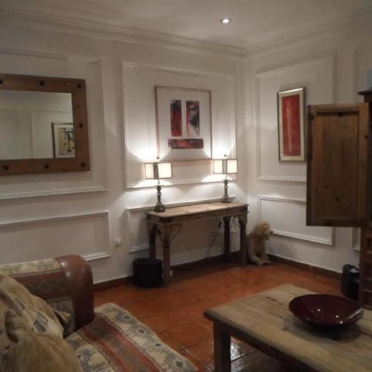 023 Enchanting 4 Bed Traditional Townhouse in Benalmadena Costa - Casa de 4 dormitorios - 27