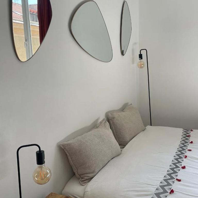 Superbe appartement 2 chambres plein centre - Appartement 2 Chambres - 13