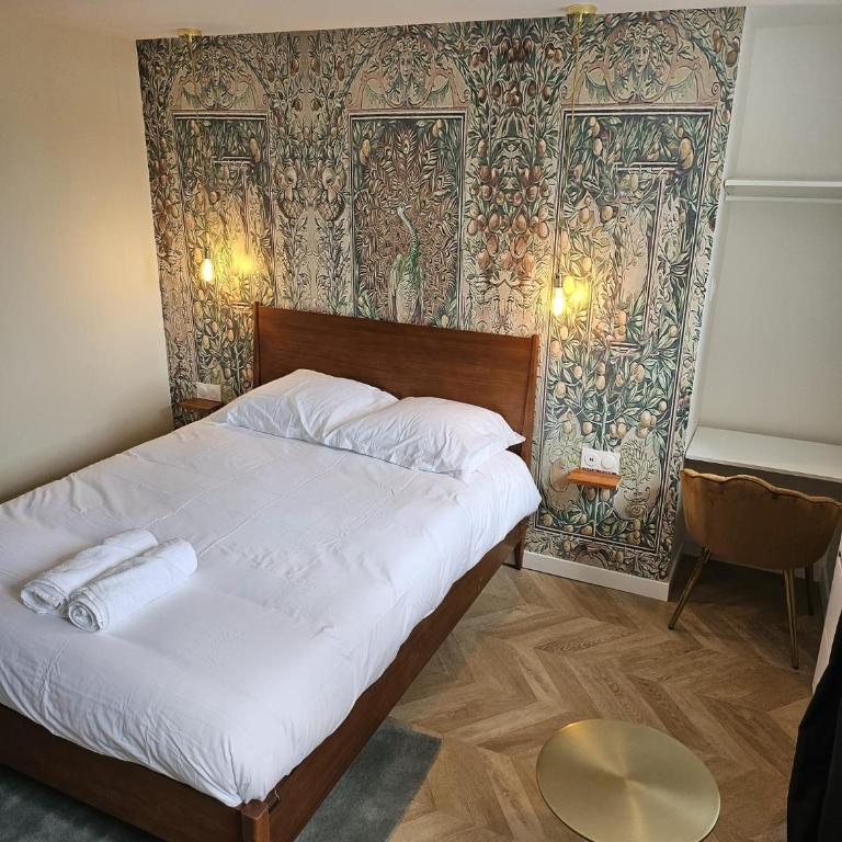 Elégante maison amiénoise - proche gare, home-cinéma, 3 chambres doubles, 1 chambre familiale avec jacuzzi privatif - La Maison Des Petits Sablon - Chambre Double - 10