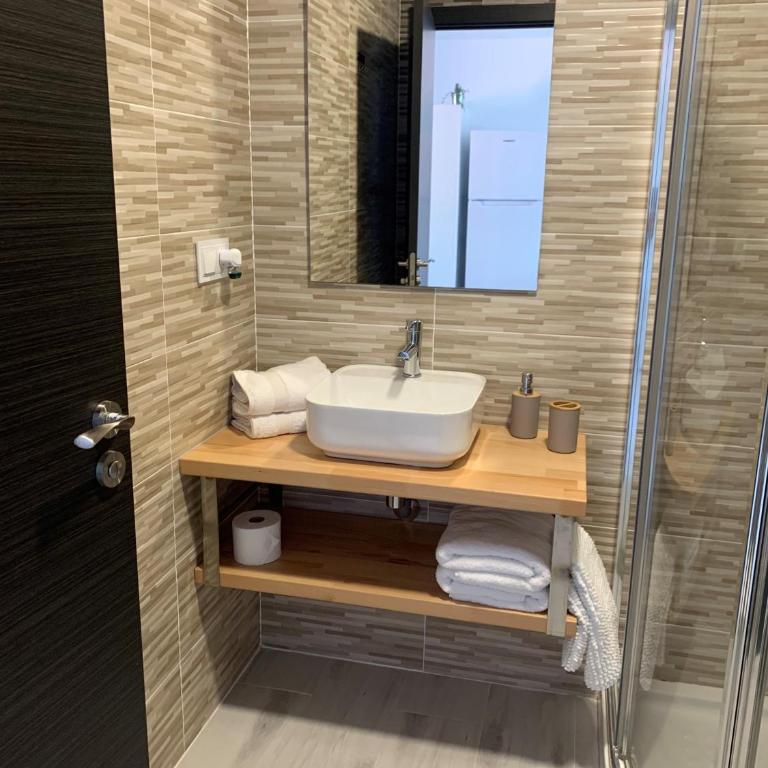 Canelas 22 - Apartamento de 2 dormitorios con terraza y vistas al mar - 9