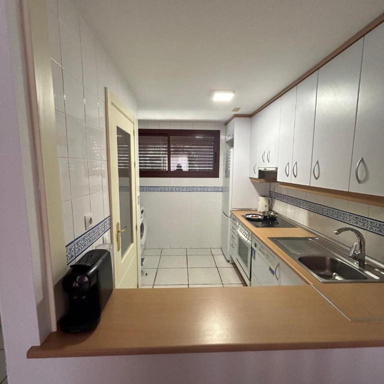 Ático junto al Mar,Acceso directo a la playa,Jardines de Nuevo Vera,WIFI - Apartamento de 1 dormitorio - 3