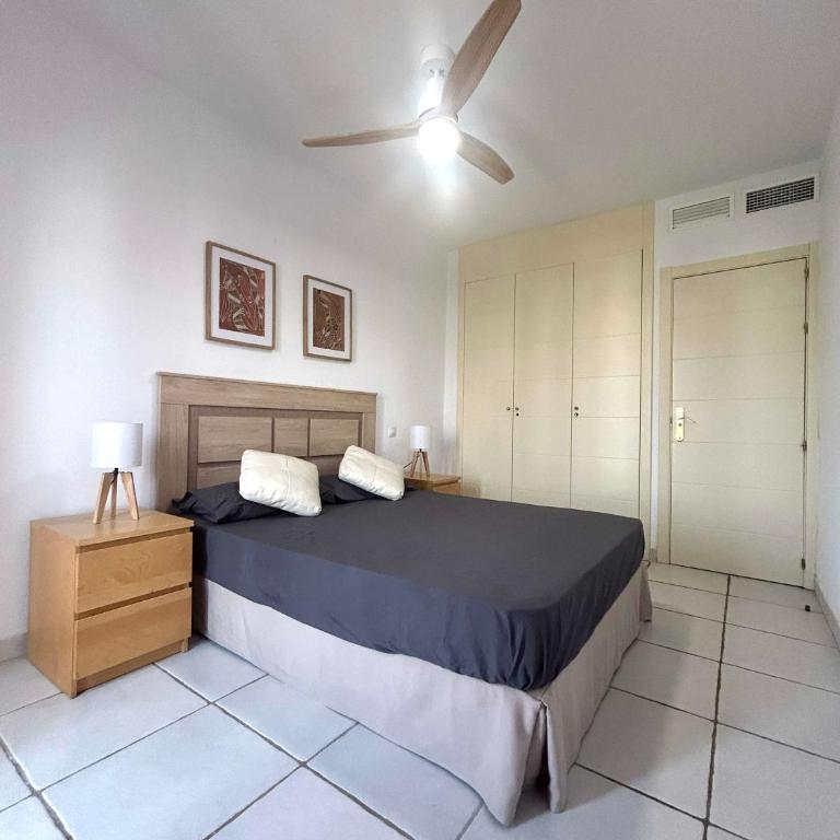 Ático junto al Mar,Acceso directo a la playa,Jardines de Nuevo Vera,WIFI - Apartamento de 1 dormitorio - 10