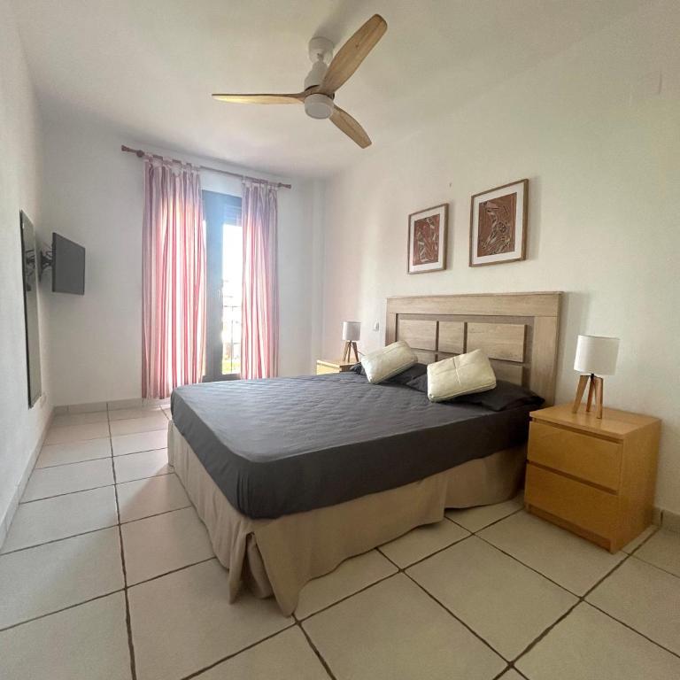 Ático junto al Mar,Acceso directo a la playa,Jardines de Nuevo Vera,WIFI - Apartamento de 1 dormitorio - 17