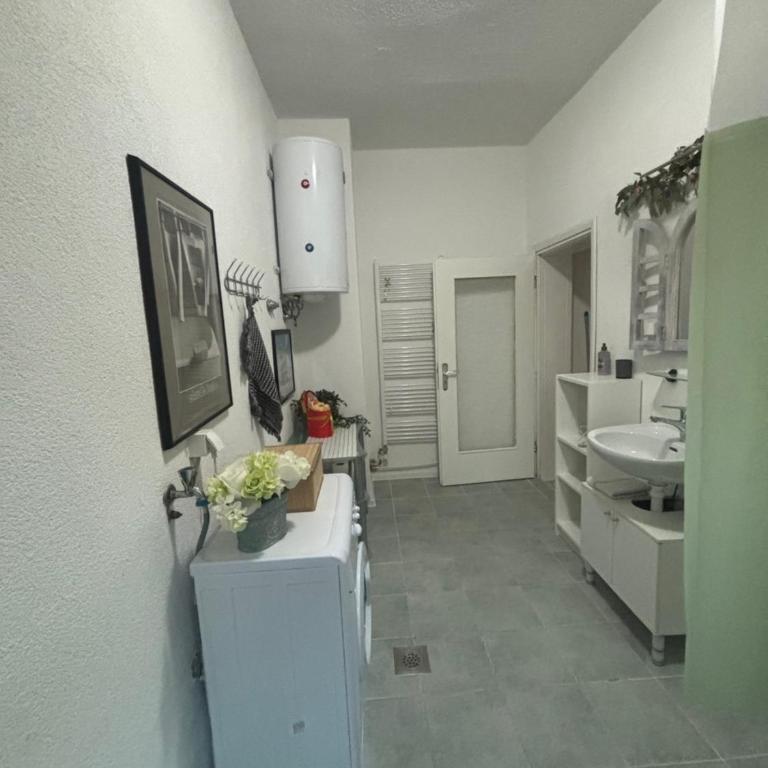 Apartment Naki - Two-Bedroom Apartment - 21
