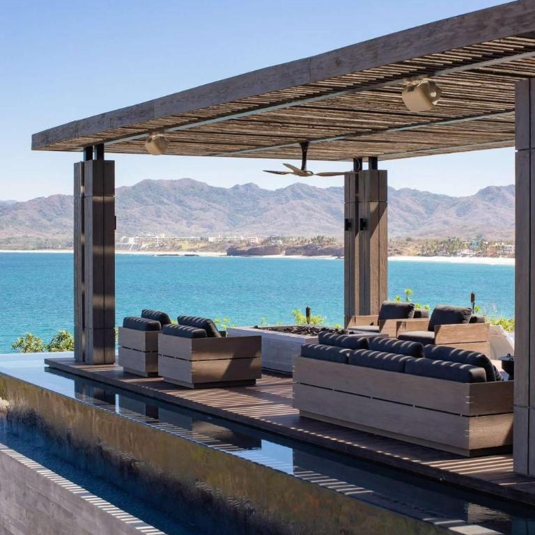 Beachfront house in Kupuri Punta Mita - Villa - Beach Front - 1
