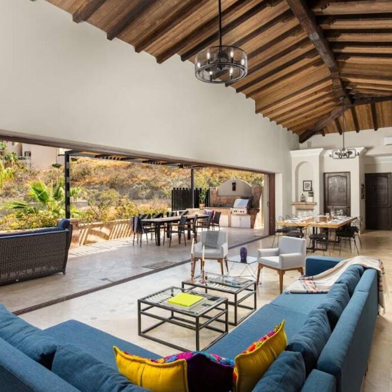 Villa de 6 Recámaras con Vistas al Mar en Pedregal - Apartamento - 42