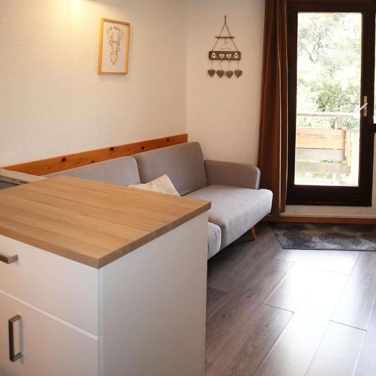 Studio 6 personnes au pied des pistes avec balcon - FR-1-322-635 - Apartment - 7