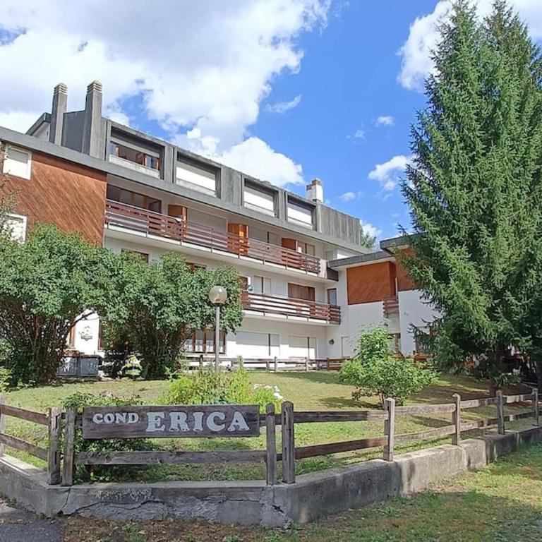 Appartamento con giardino e garage privati, accesso diretto al garage - Appartamento con 2 Camere da Letto - 1