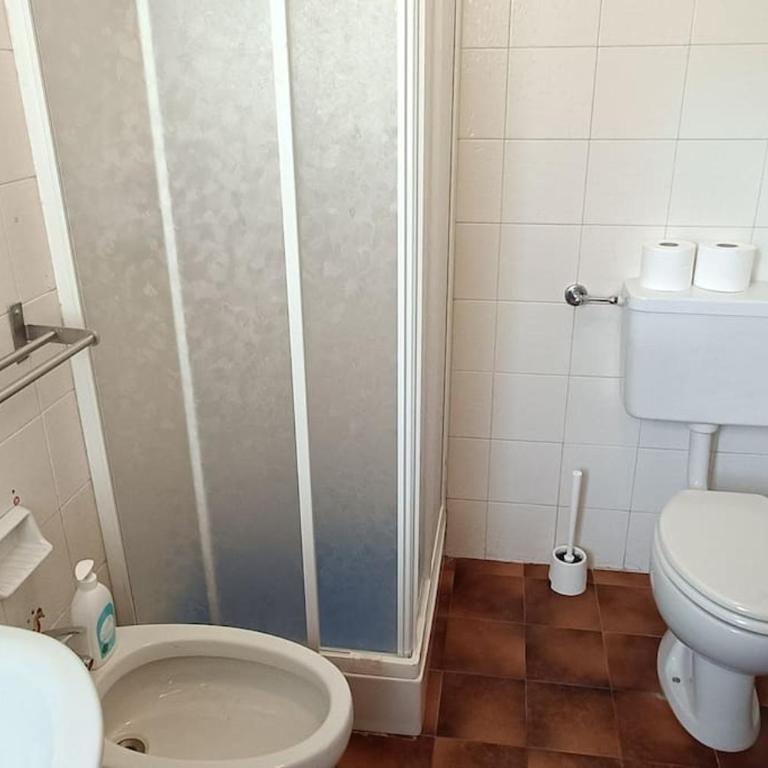 Appartamento con giardino e garage privati, accesso diretto al garage - Appartamento con 2 Camere da Letto - 8