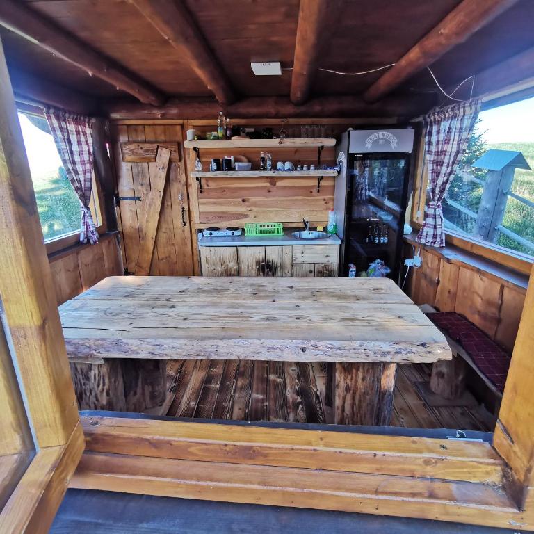 Guesthouse Planinarski dom Neviđen'o - Kuća na Drvetu - 2