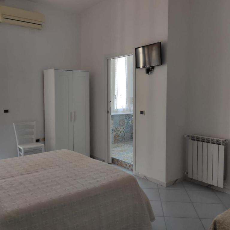 Carafa Materdei - Camera Deluxe (2 Adulti + 1 Bambino) - 16