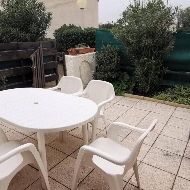 Charmant T3 rénové pour 6, front de mer avec parking privatif - FR-1-607-74 - Appartement (6 Adultes) - 25