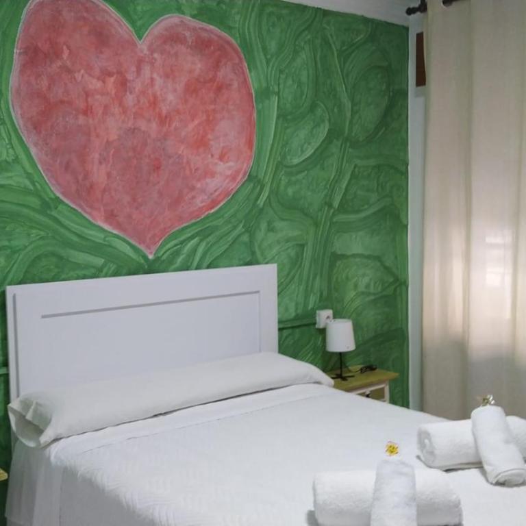 Hotel Virgen de los Reyes - Habitación con cama grande - 12