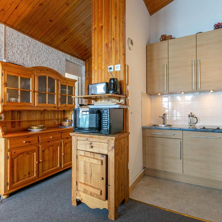 Spacieux appartement 8 pers avec WiFi, balcon et cuisine rénovée - FR-1-694-94 - Appartement - 7