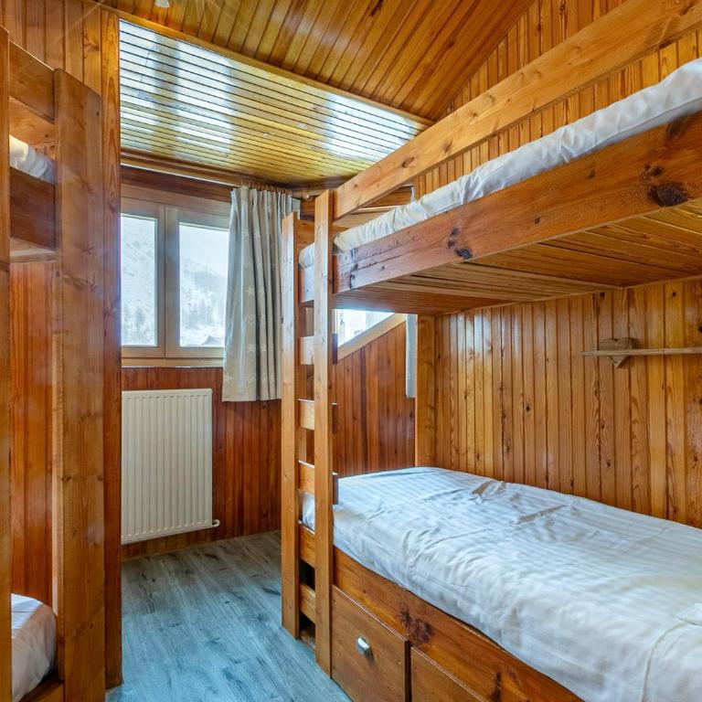 Spacieux appartement 8 pers avec WiFi, balcon et cuisine rénovée - FR-1-694-94 - Appartement - 8