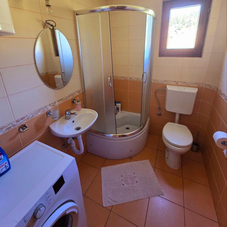 Enchanting chalet amidst impressive nature - Kuća sa 2 Spavaće Sobe - 11
