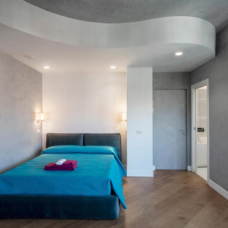 Domus DiDio - Three-Bedroom Apartment - 17