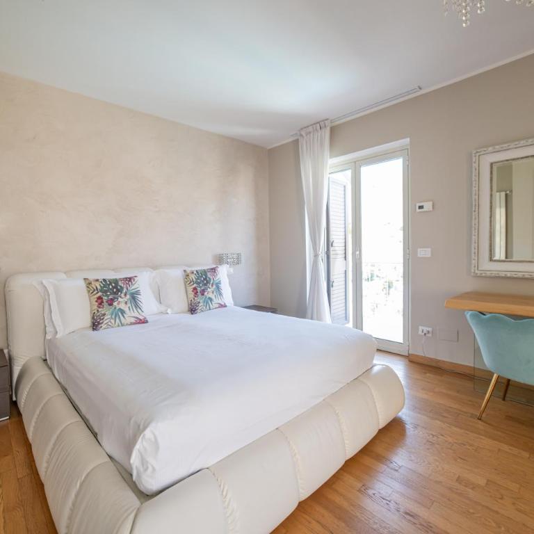 Villa Mastrissa Taormina - Appartamento Luxury con 3 Camere da Letto e Vasca idromassaggio - 11