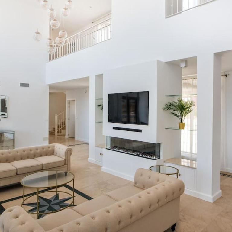 Dream beach-side villa with sea views & close to golf - Villa con vistas al mar - 31