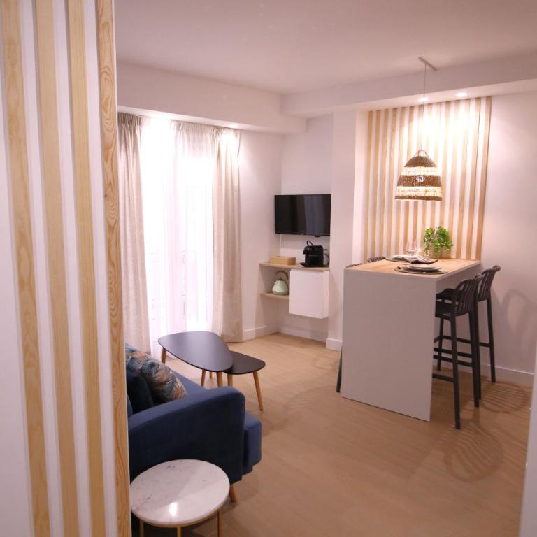 Suite Princesa Nazarí - Two-Bedroom Apartment - 1