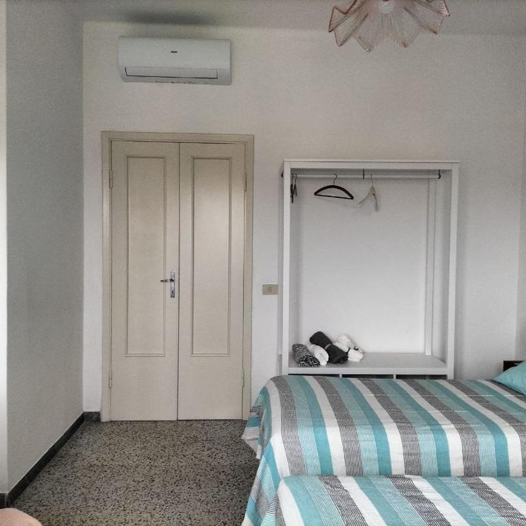 B&B riccidamare - Camera Doppia con Letti Singoli con Bagno Privato - 4
