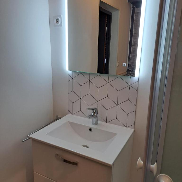 Joli Studio proche funiculaire - Appartement 1 Chambre - 15