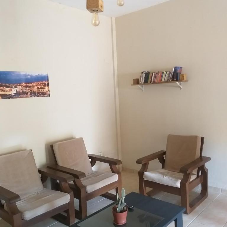 Departamento Económico - Casa de 2 dormitorios - 12