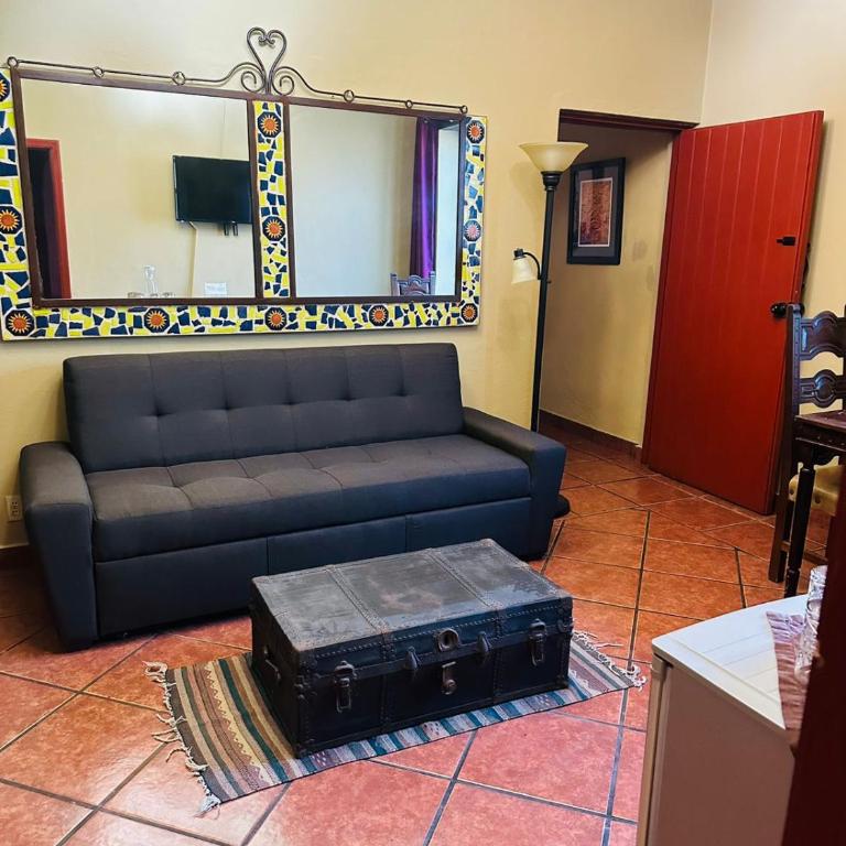 Casa de Leyendas - Deluxe King Suite - 5