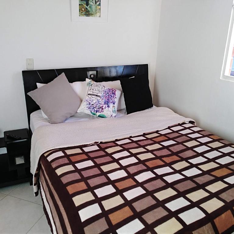 HABITACIÓN EN SUBA, Bogotá - Double Room with Private Bathroom - 2