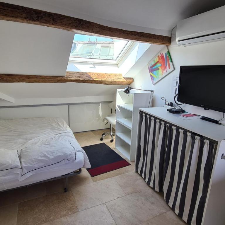 Appartement Cœur de Paris avec vue sur les toits - One-Bedroom Apartment - 16