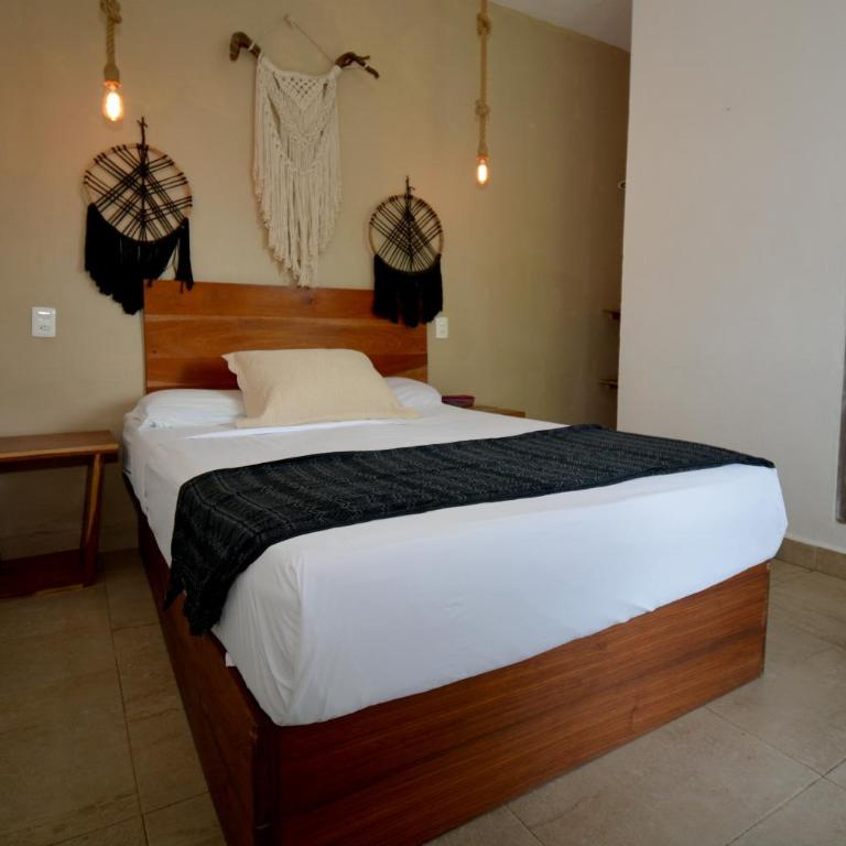Casa Delia Hotel Downtown - Habitación Doble con baño privado - 7