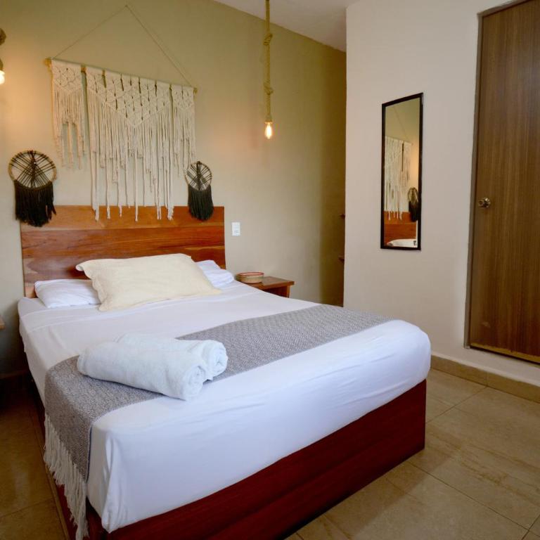 Casa Delia Hotel Downtown - Habitación Doble con baño privado - 9