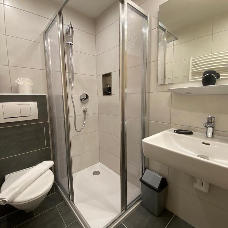 Haus Wildebene - Standard Apartment mit 2 Schlafzimmern und Balkon - 12
