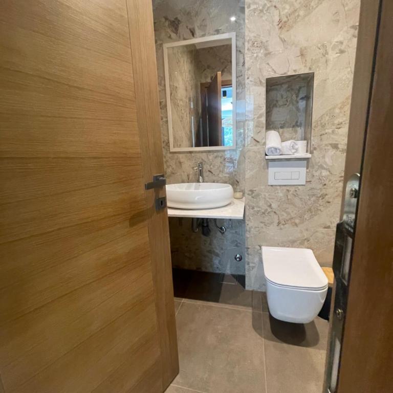 Apartaments Queen - Suite mit Terrasse - 1