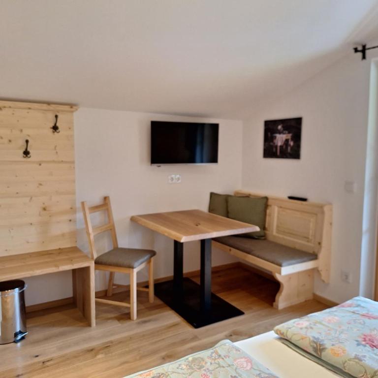 Ferienwohnung Appesbacher - Apartment mit 1 Schlafzimmer - 2