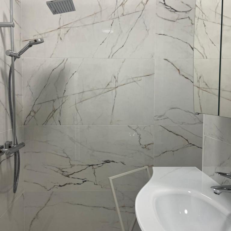 Long stay nearby Mariottes H Nice town - Appartement 2 Chambres - 22