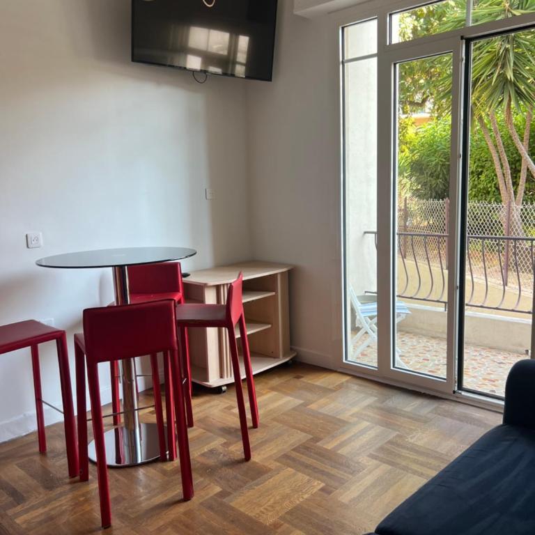 Long stay nearby Mariottes H Nice town - Appartement 2 Chambres - 25