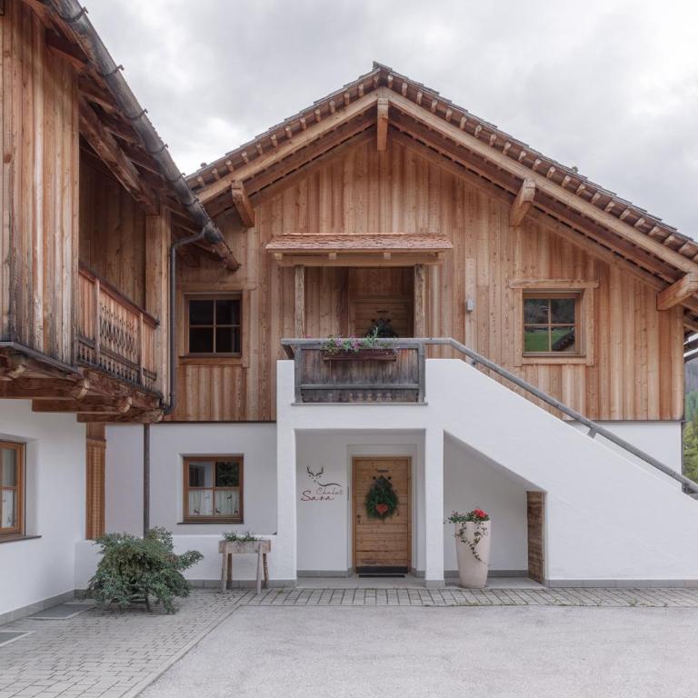 Chalet Ciasa Tino & Sara - BelaVal Apartments - Apartment mit Blick auf die Berge - 14