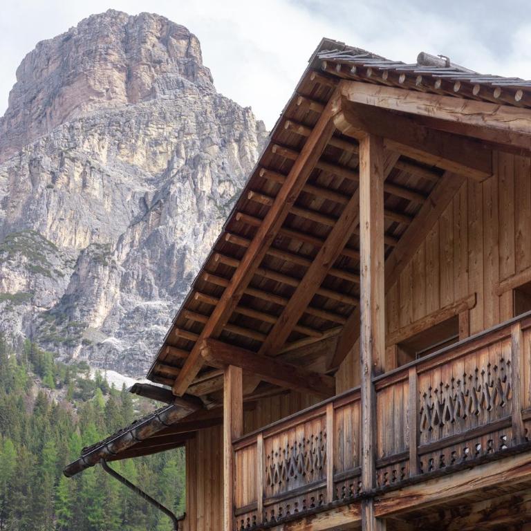 Chalet Ciasa Tino & Sara - BelaVal Apartments - Apartment mit Blick auf die Berge - 24