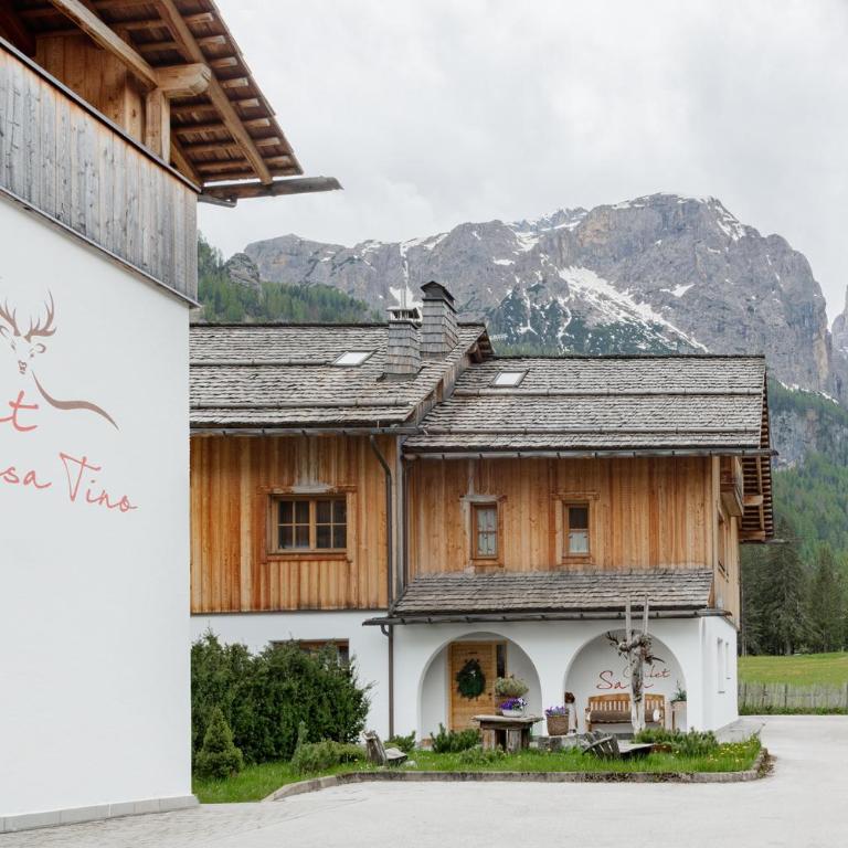 Chalet Ciasa Tino & Sara - BelaVal Apartments - Apartment mit Blick auf die Berge - 29