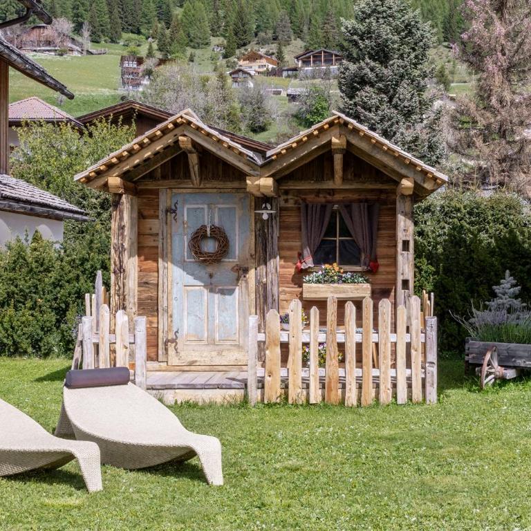 Chalet Ciasa Tino & Sara - BelaVal Apartments - Apartment mit Blick auf die Berge - 33