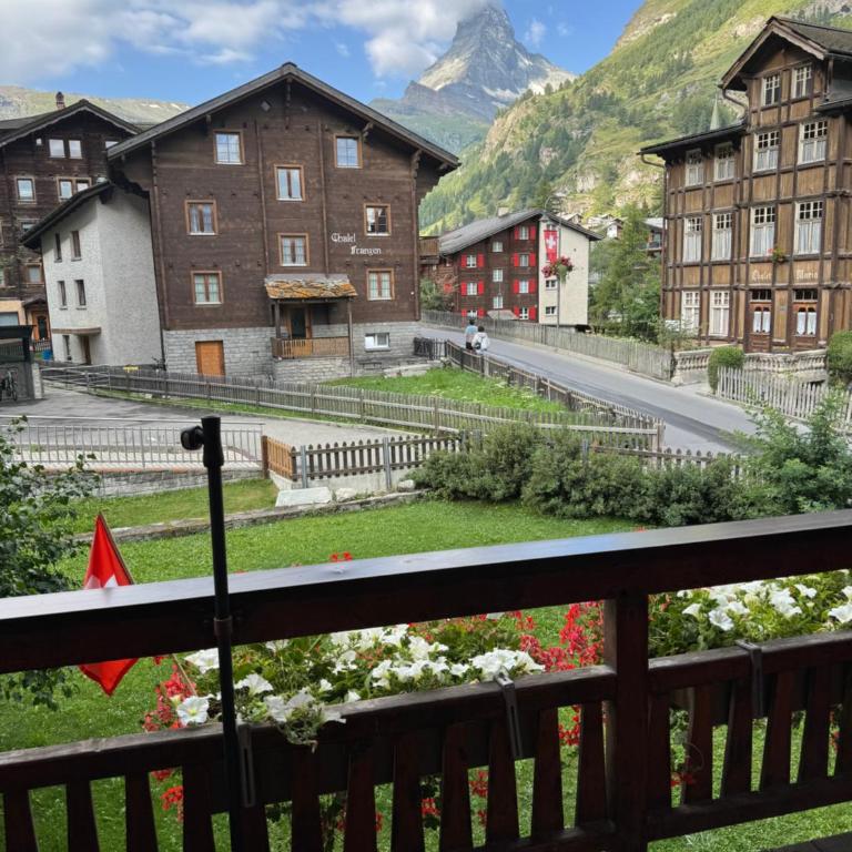 Chalet Annelis Apartments - Classic Familienapartment mit Blick auf das Matterhorn - 1