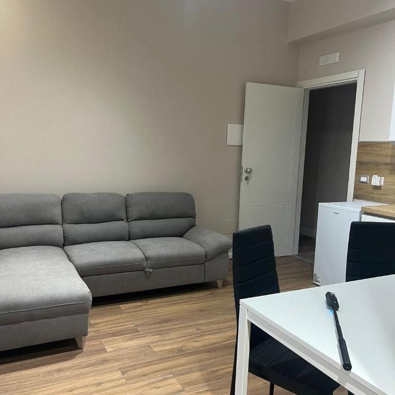 Celeste Home Center - Double Room with Private Bathroom - 1