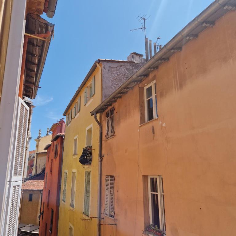 Sublime appartement 4P classé dans le Vieux-Nice - Appartement 1 Chambre - 9