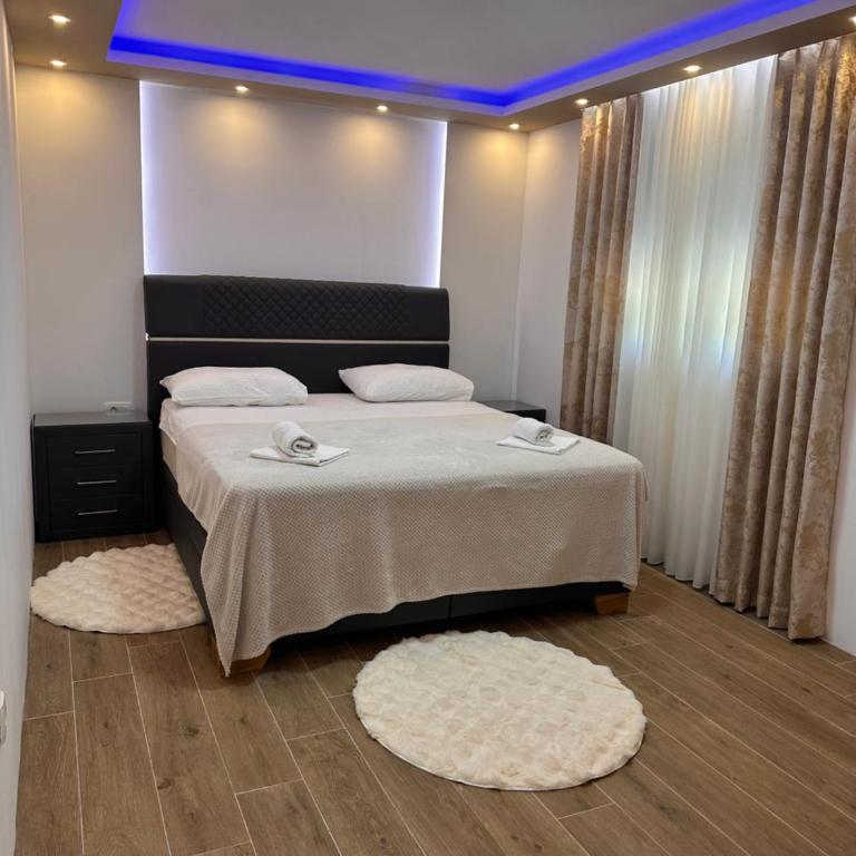 Sara Apartmani - Deluks Dvokrevetna Soba sa Bračnim Krevetom - 2
