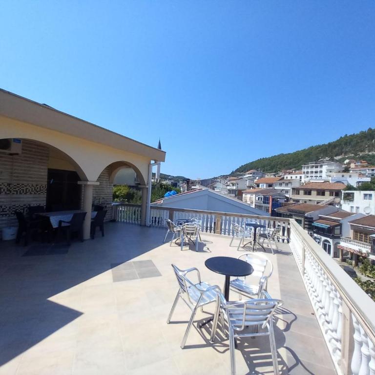 Ulpiana - Apartments,Rooms,Hostel - Triple Room with Bathroom - 12